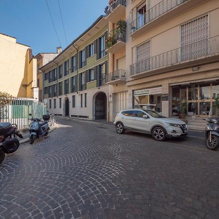 Italstay - Disciplini Apartment -10 Min Dal Duomo Мілан Екстер'єр фото
