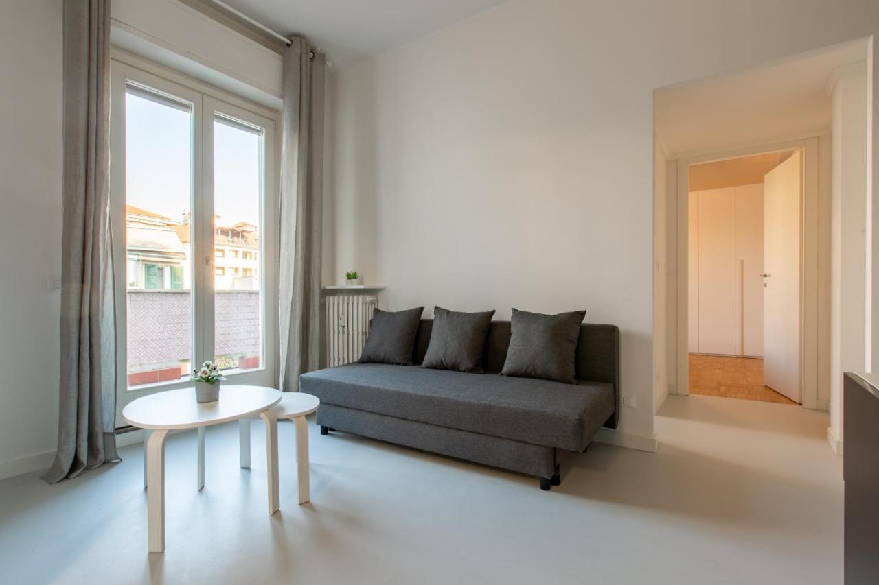Italstay - Disciplini Apartment -10 Min Dal Duomo Мілан Екстер'єр фото
