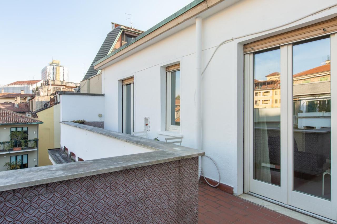 Italstay - Disciplini Apartment -10 Min Dal Duomo Мілан Екстер'єр фото