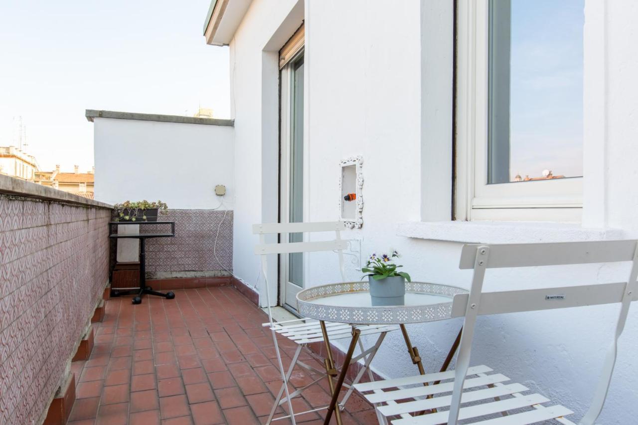 Italstay - Disciplini Apartment -10 Min Dal Duomo Мілан Екстер'єр фото